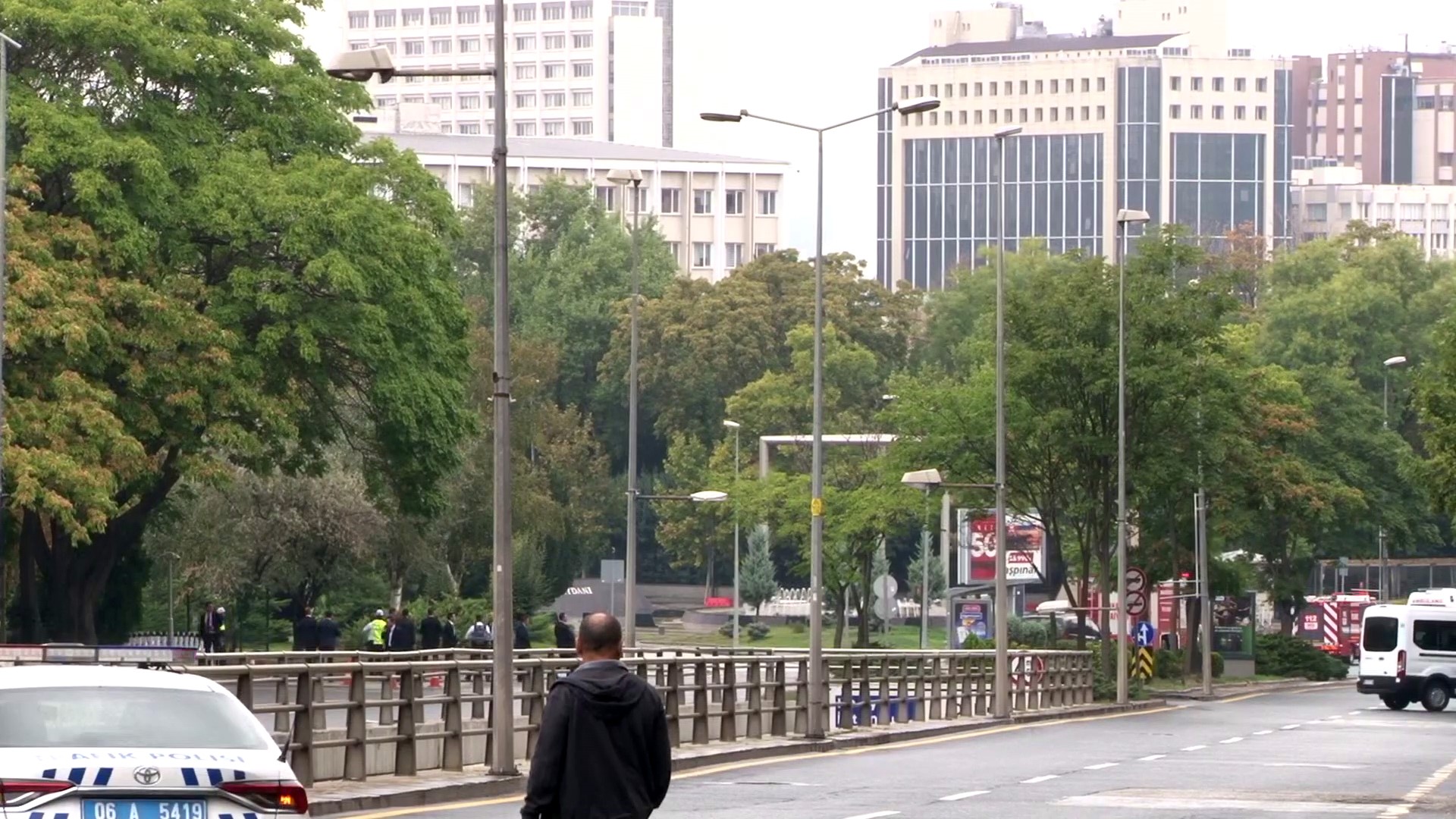 Ankara'da bombalı saldırı girişimi! İşte bölgeden ilk kareler... 3