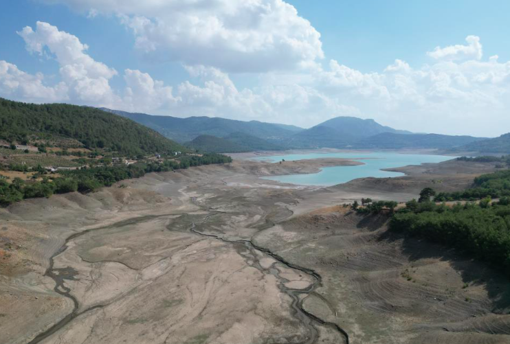 Kuraklık çanları çalıyor! Adana'dan gelen son kare gören herkesi ürküttü 5