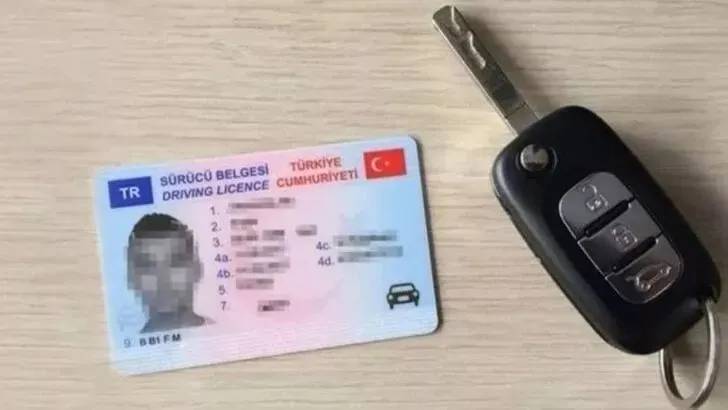 Tarih yaklaşıyor! Ehliyetini değiştirmeyenler dikkat! Ehliyet yenilemenin son tarihi ne zaman? Ehliyet yenileme nasıl yapılır? 6