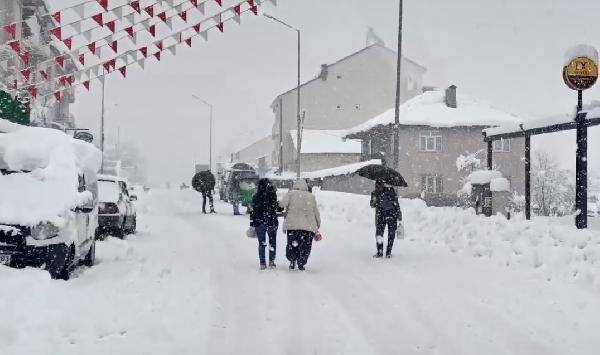 Türkiye'den kartpostallık görüntüler! O ilimiz karla kaplandı: kalınlık 35 santimetreye ulaştı 3