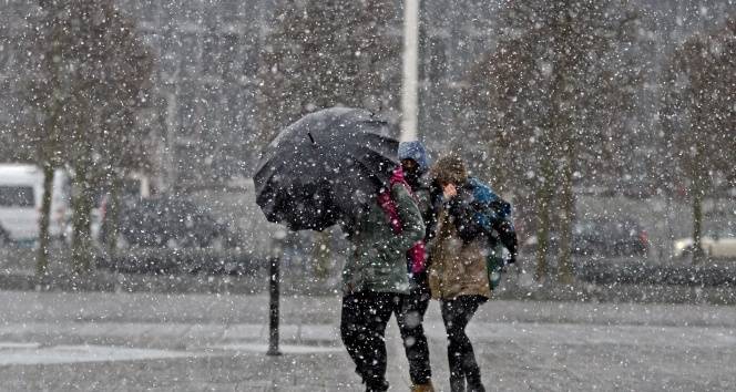 Meteoroloji 7 il için sarı kodlu kar yağışı uyarısı verdi! Lapa lapa kar yağacak 5