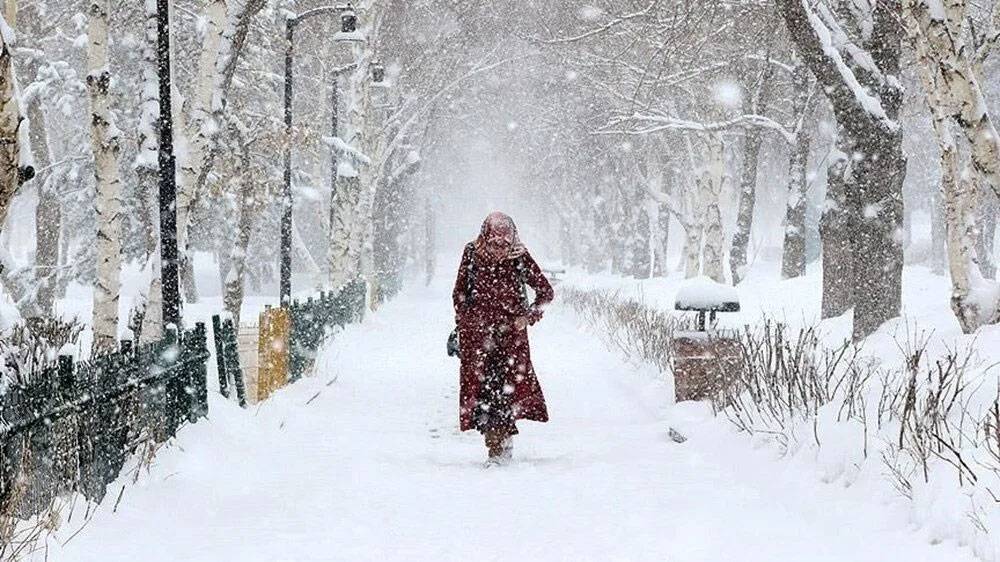 Türkiye donacak! Bir uyarı da AKOM'dan! Kuvvetli kar yağışı geliyor! İstanbul'a kar ne zaman yağacak? 14