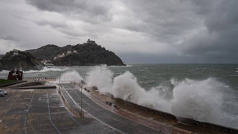 İstanbul Valiliği'nden son dakika uyarısı! "Hamleli fırtına" geliyor! Önleminizi alın, saat verildi 3