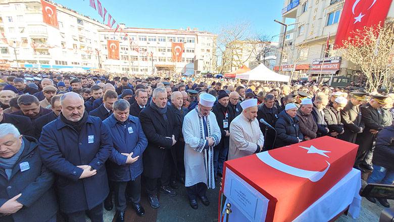 Şehit Uzman Çavuş Köroğlu'nun cenazesinde gözyaşları sel oldu! Sözleşmesindeki detay ise yürekleri yaktı 2