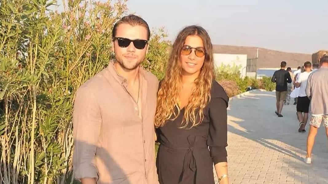 Tolga Sarıtaş ve Zeynep Mayruk’tan Çeşme’de düğün eğlencesi 2