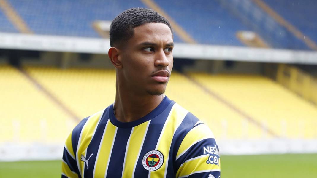 Fenerbahçe'nin yıldız oyuncusu için şaşırtıcı transfer iddiası 4