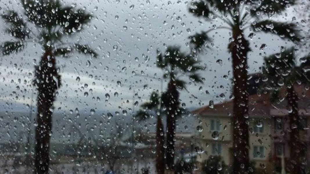 Meteoroloji yine uyardı: İstanbul ve 46 il için 5 gün sürecek sağanak yağış bekleniyor! 2