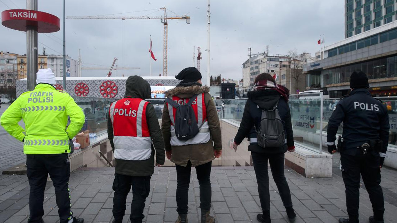 İstanbul'da yılbaşı tedbirleri! 55 bin 846 personel görev alacak