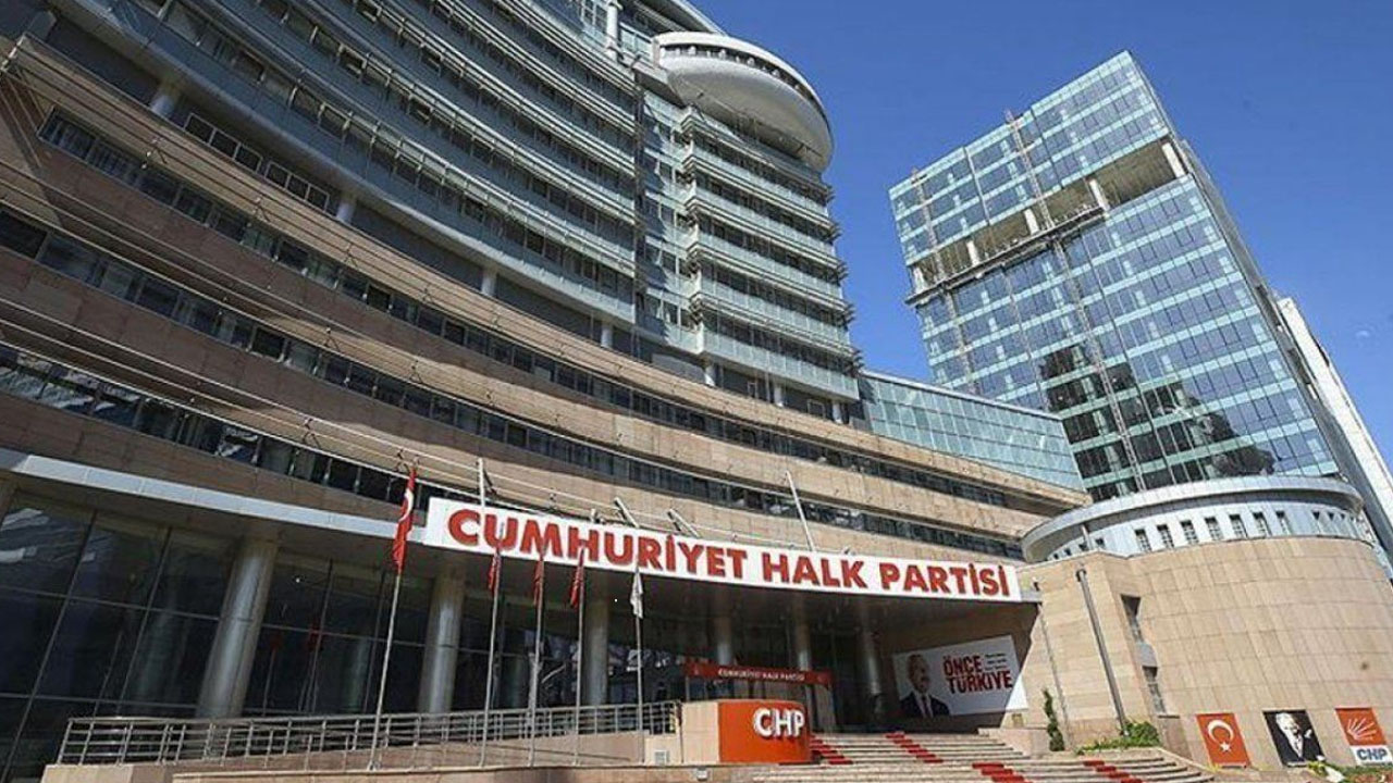 CHP'li belediye başkanı zehir zemberek sözlerle istifa etti: 'Bana komplo kurdular