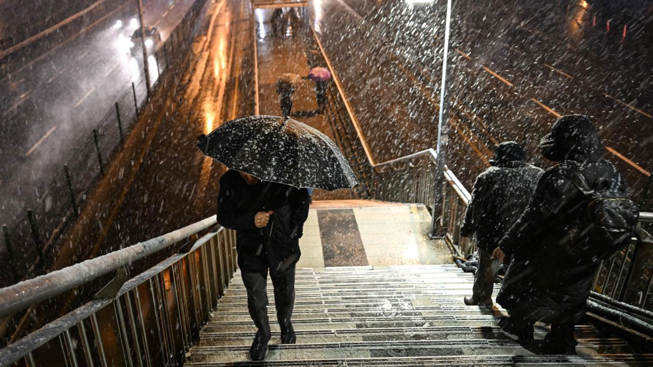 İstanbullulara hafta sonu için uyarı! Kar yağışı başlıyor! Hava buz kesecek