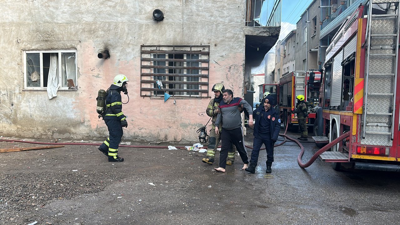 Yangın'da can pazarı! Son anda kurtuldular