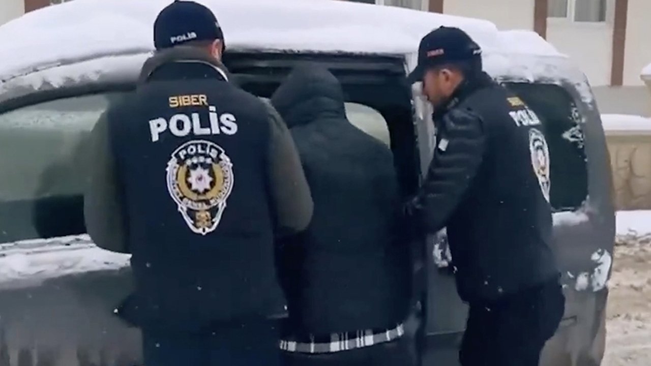 Son dakika! Sibergöz-20 operasyonunda 64 şüpheli yakalandı