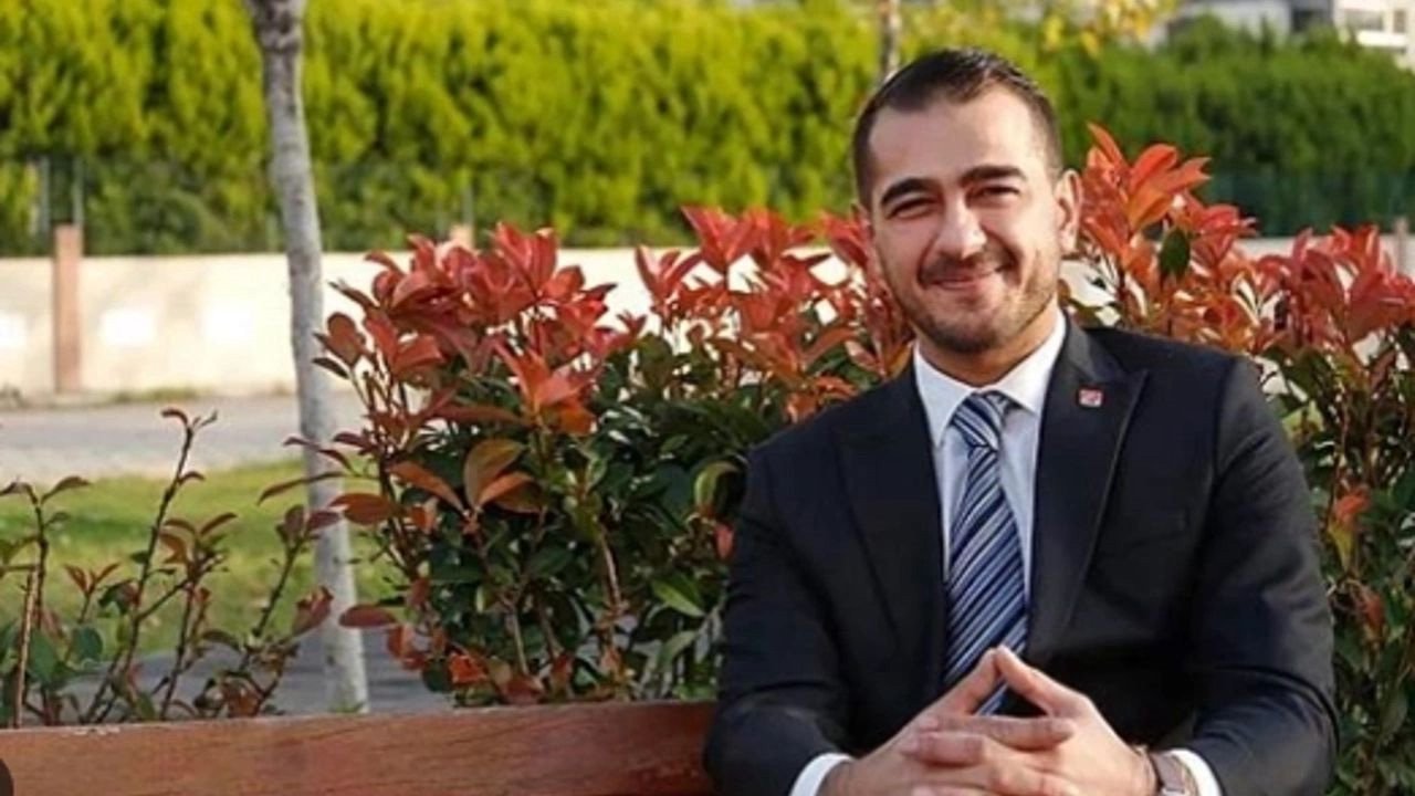 CHP Çiğli’de adaylığı çekilen 32 yaşındaki Uğur Yıldırım’dan zehir zemberek sözler