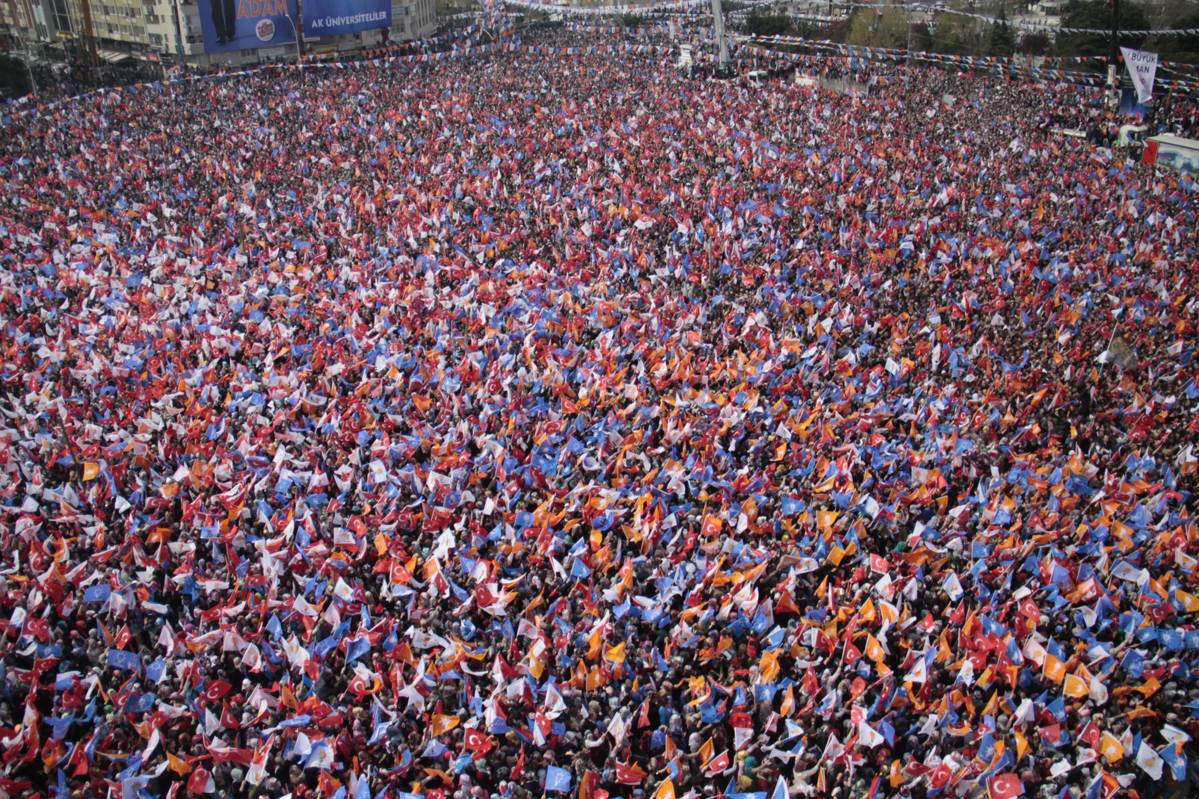 AK Parti'nin İstanbul'daki büyük mitingi için tarih verildi