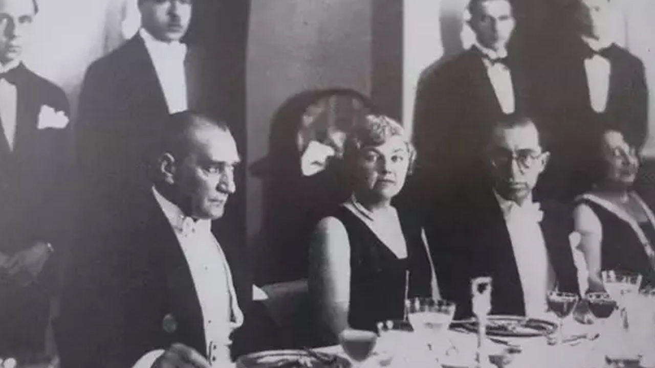 29 Ekim günü bir mesaj mıydı? Neden özellikle bu tarih seçildi? Merak edilen sırrı Atatürk, ilk kez o yemekte anlattı