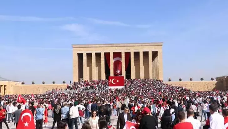 Milli Savunma Bakanlığı açıkladı! Cumhuriyet Bayramı'nda Anıtkabir'e kaç kişi gitti? Tüm zamanların rekoru kırıldı