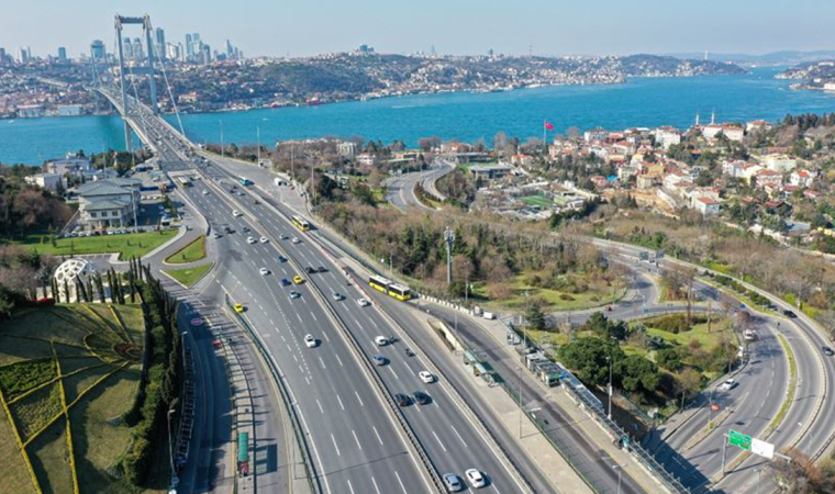 İstanbul Valiliği'nden açıklama! Pazar günü o yollar kapalı olacak! İşte trafiğe kapanacak yollar...