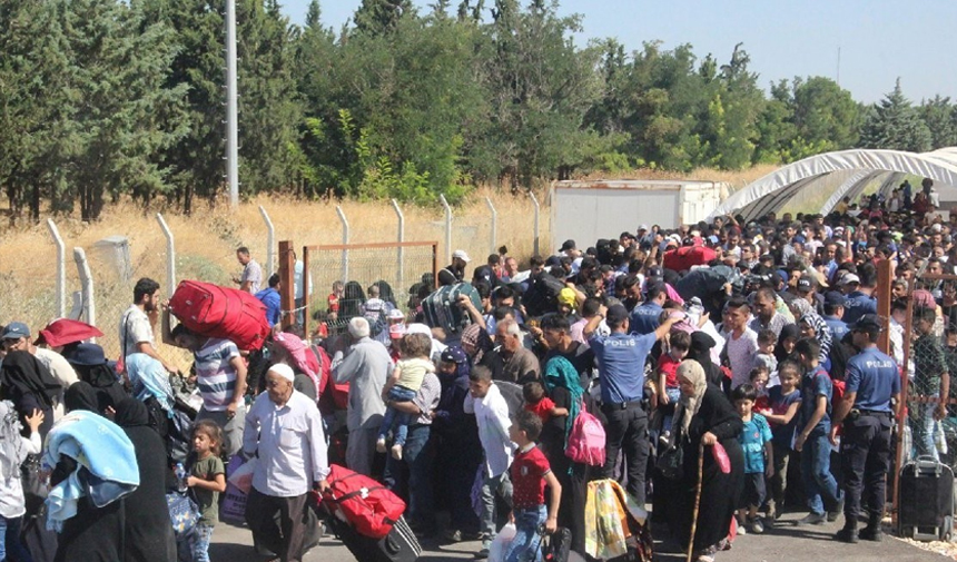 Kaç Suriyeli Türk vatandaşlığına geçti? Bakan Yerlikaya açıkladı