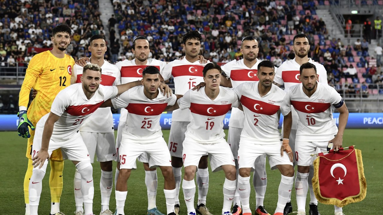 UEFA Türk futbolcuların telaffuz listesini yayınladı! Hangi futbolcunun ismi nasıl okunacak?