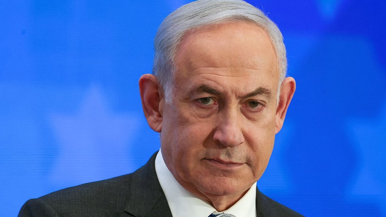 Şok eden hamle! Netanyahu savaş kabinesini dağıttı