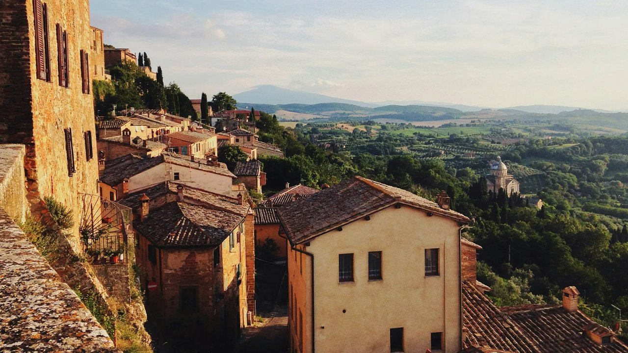 Toskana güneşi: İtalya'da dağ kasabalarına taşınanlara 30.000 euro verilecek