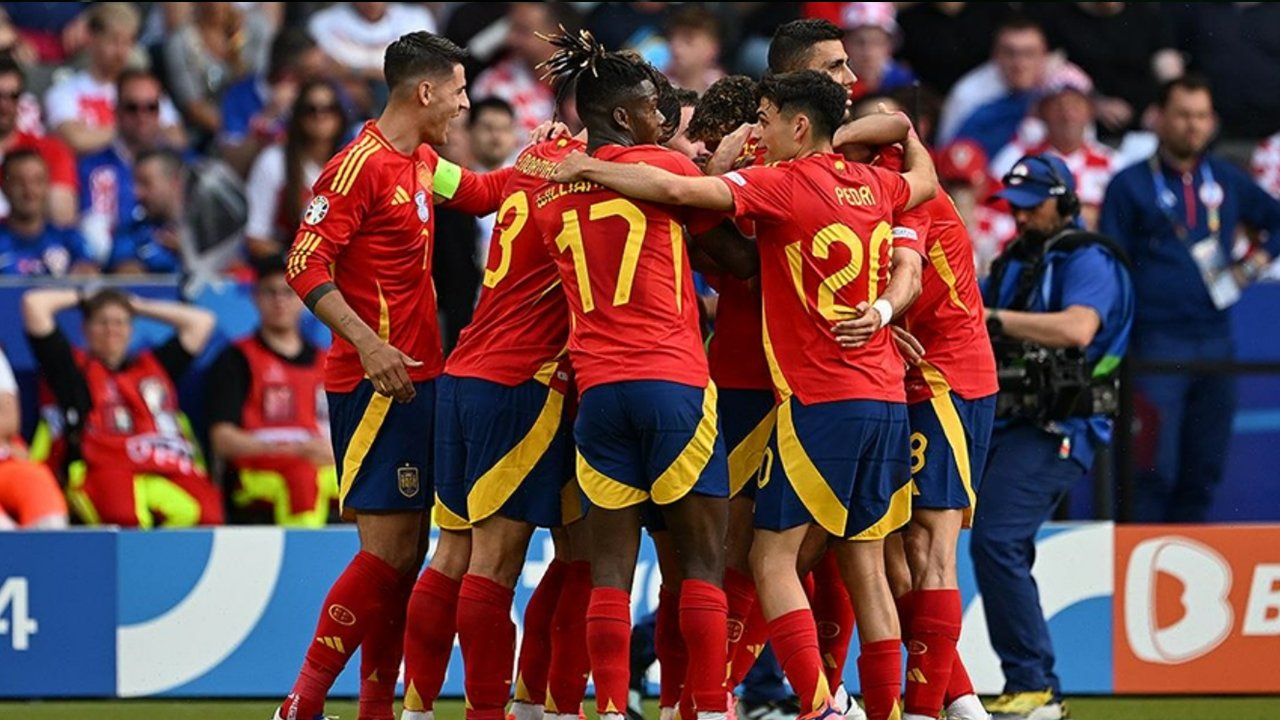 İspanya şov yaptı! 4 golle Gürcistan’ın peri masalına son verdi…