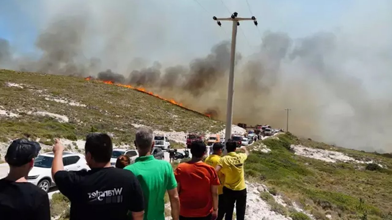 Son dakika! İzmir'de büyük yangın: 3 can kaybı!