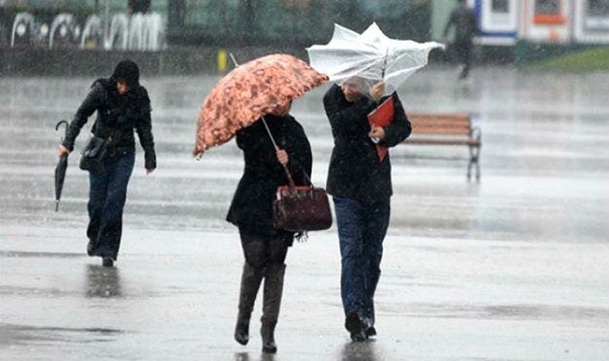 İstanbul için peş peşe uyarılar! Turuncu alarm verildi: Şiddetli sağanak ve fırtına geliyor