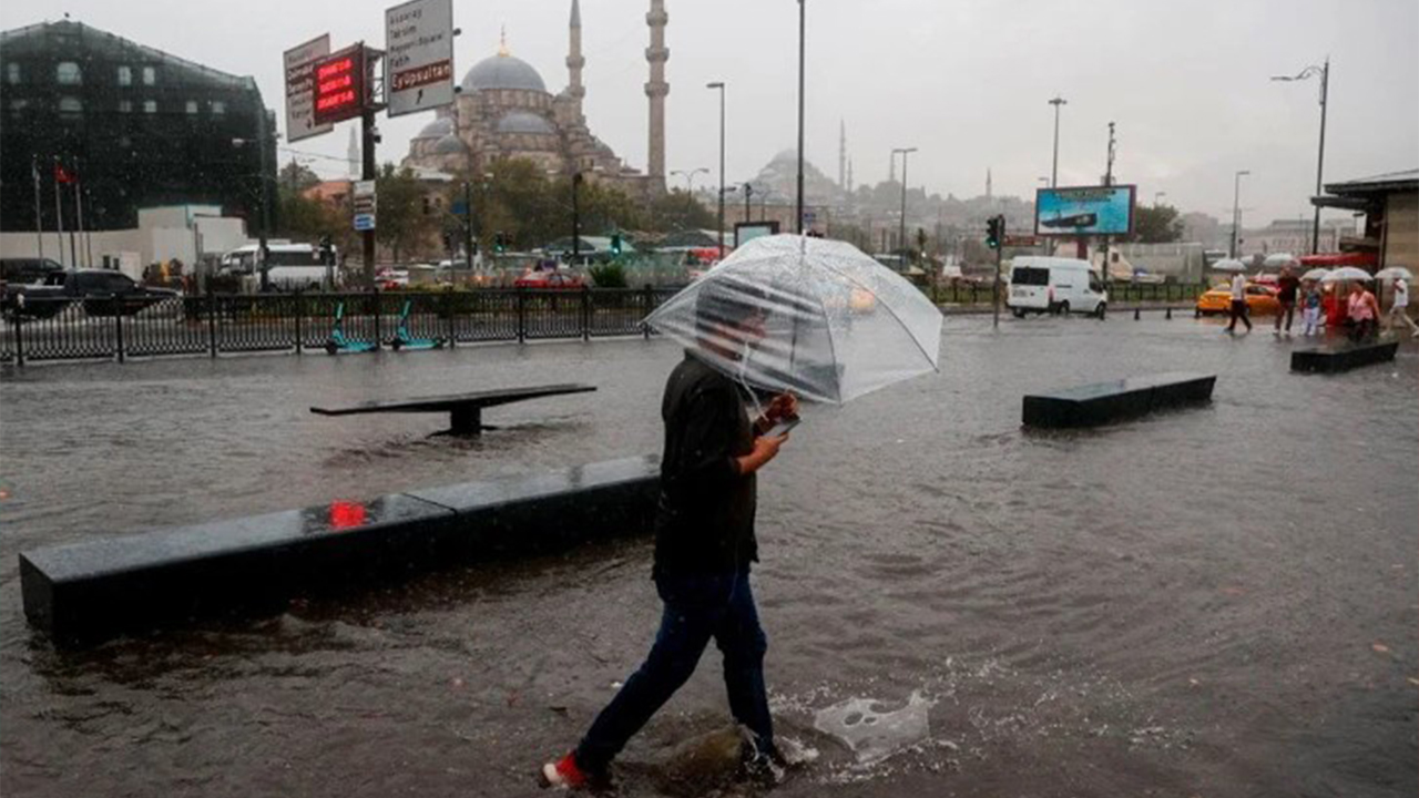 İstanbul’da yağmur ne zaman bitecek? Yağmur kaç gün sürecek, pazar günü hava yağmurlu mu?