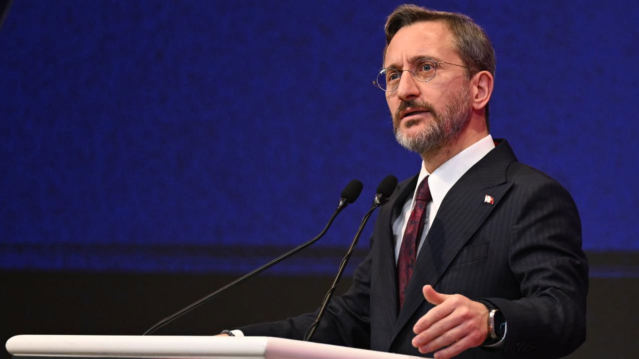 Fahrettin Altun: Tüm insanlığın barışına hizmet etmesini temenni ediyorum