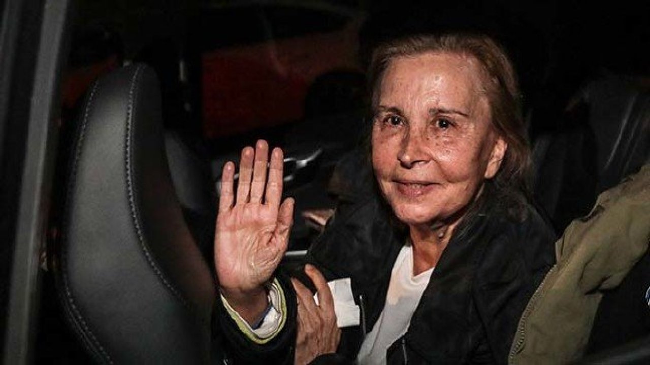 Nazlı Ilıcak 4 yıl sonra yeniden cezaevine girdi! Avukatı 'aslında yatarı yoktu' diyerek tutuklanma sebebini açıkladı.