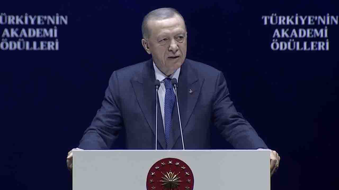 Cumhurbaşkanı Erdoğan’dan sosyal medya uyarısı