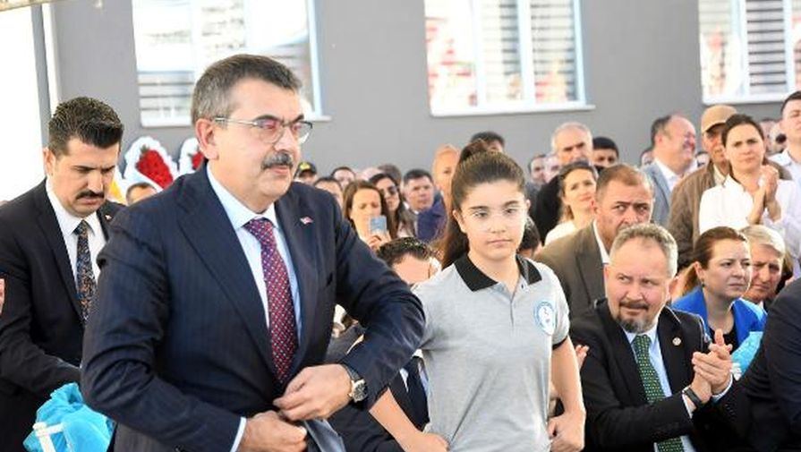 Bakan Tekin: 1583 okul, deprem sebebi ile yıkılıp yeniden yapılmış durumda