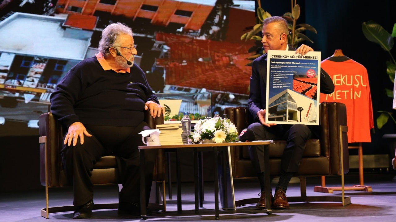 Metin Akpınar, Ataşehir Belediyesi'nin etkinliğinde sevenleriyle buluştu