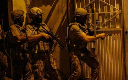 7 ildeki FETÖ operasyonunda 6 kişiye gözaltı