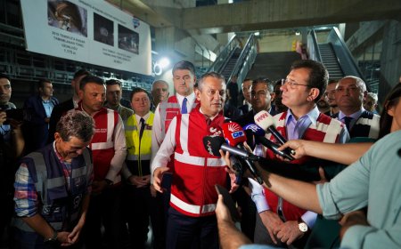 İstanbul- Özel ve İmamoğlu Ümraniye-Ataşehir-Göztepe metrosu şantiyesini ziyaret etti