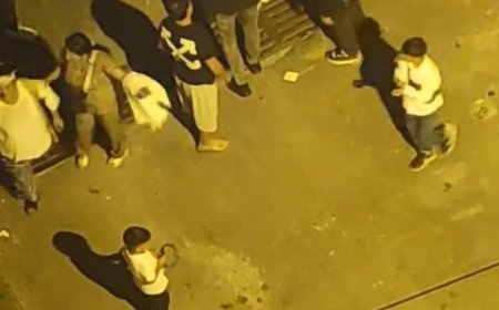 İstanbujl - Beyoğlu'nda baba oğul arasında 'Motosikleti ver' kavgası