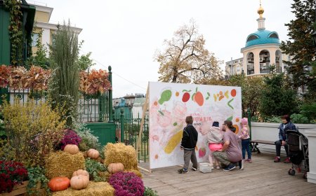 Moskova Altın Sonbahar Festivali, ziyaretçilerini ağırlamaya devam ediyor