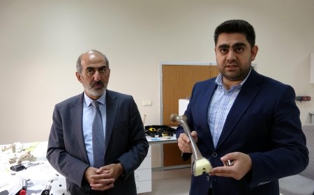 Kişinin anatomisine uygun diz implantı tasarlayıp üretiyorlar