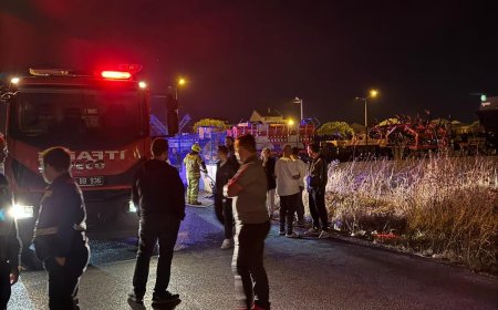 Duvara çarpan motosiklet yandı; alevlerin arasında kalan sürücü öldü, arkadaşı ağır yaralı