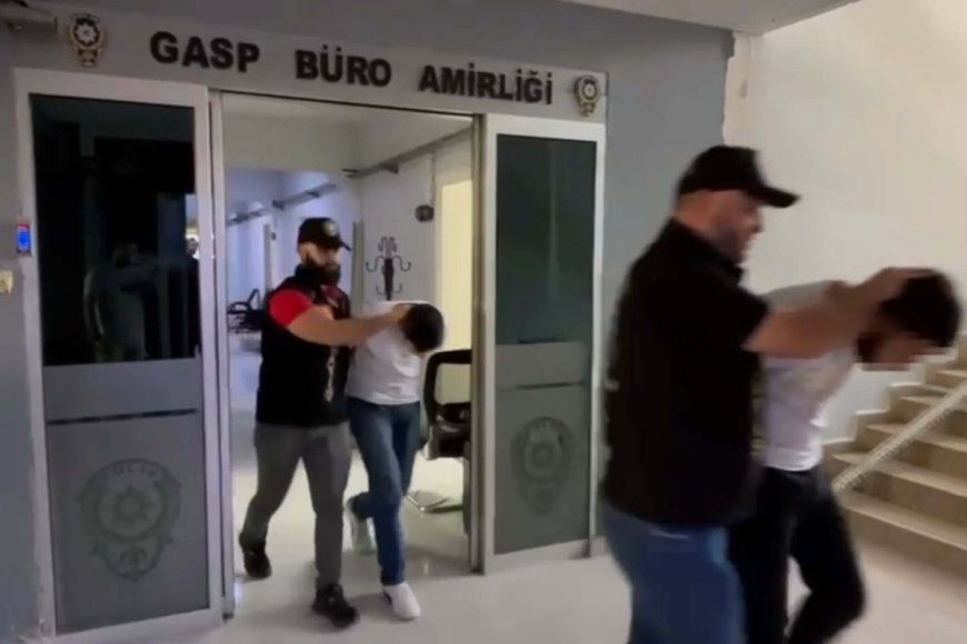 İzmir'de bir gece arayla 2 gasp olayına 3 tutuklama