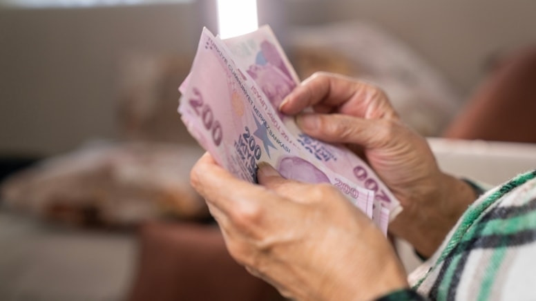 YENİ TABAN AYLIK İÇİN GÖZLER MECLİS'TE OLACAK